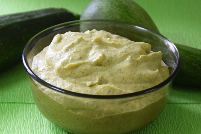Mousse de courgettes au pesto